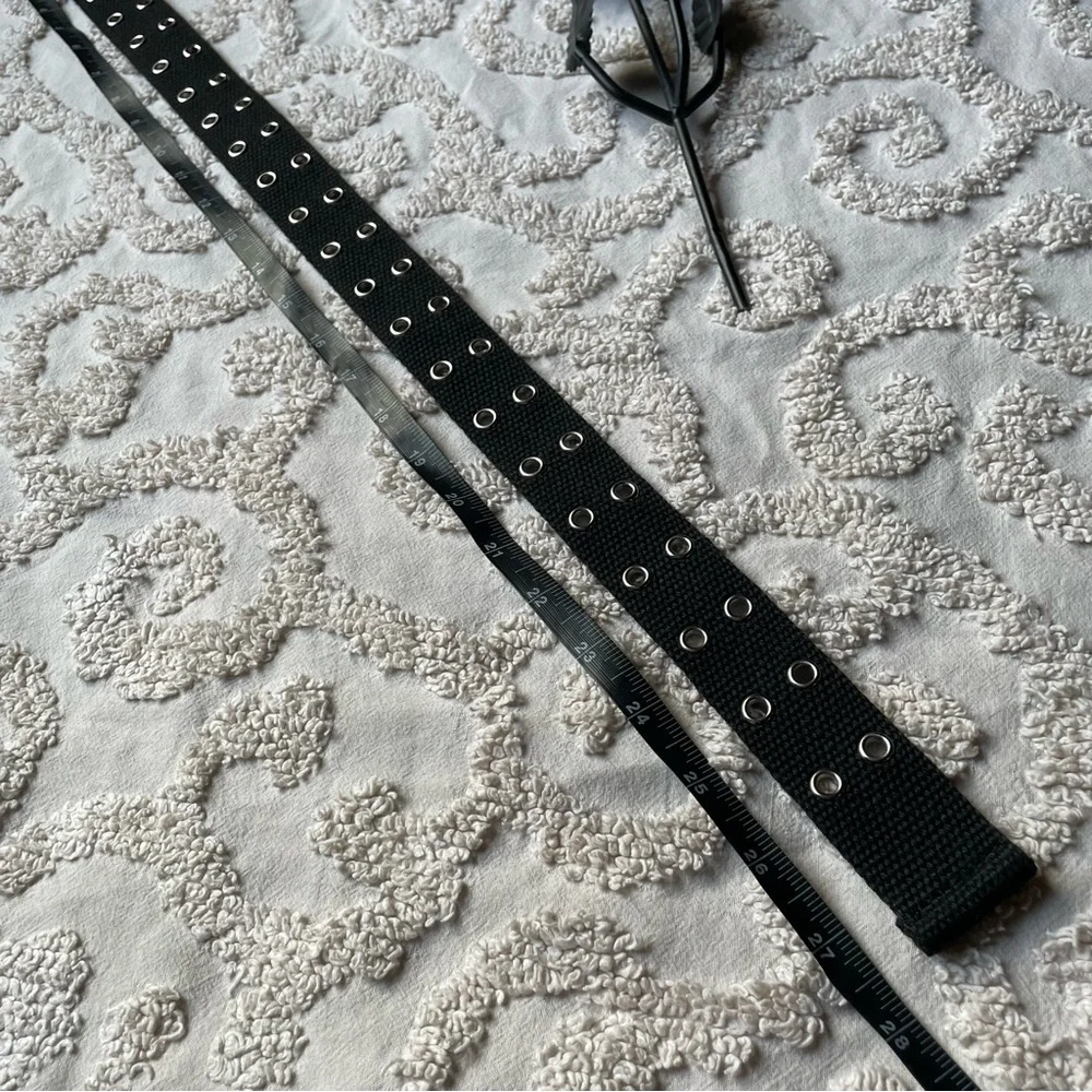 New Grommet Belt kids medium - Picture 3 of 3